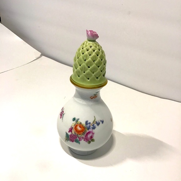 Vintage Bernardeu Limoges Sugar Shaker - Picture 3 of 11